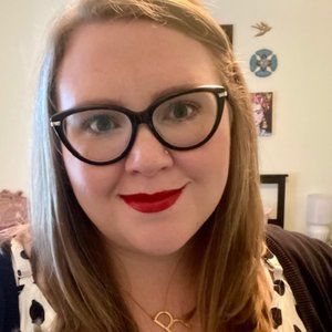 Meet your Posher, Rebecca